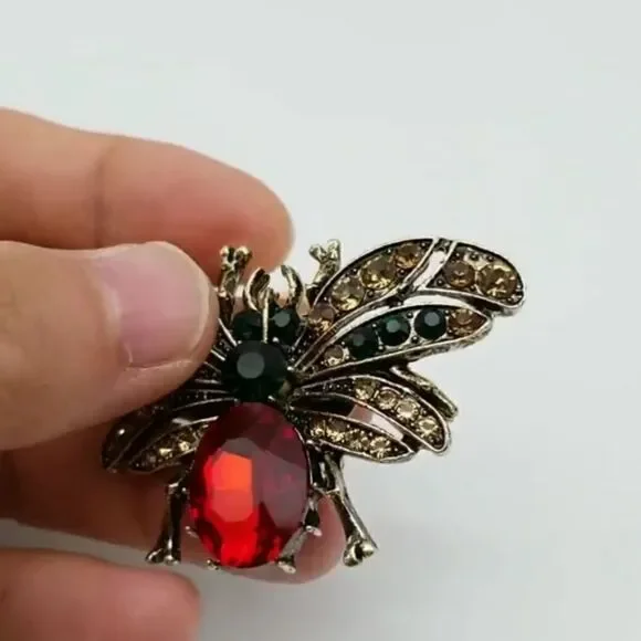 Bee Inspired Detachable shoe clip - Picture 13 of 14